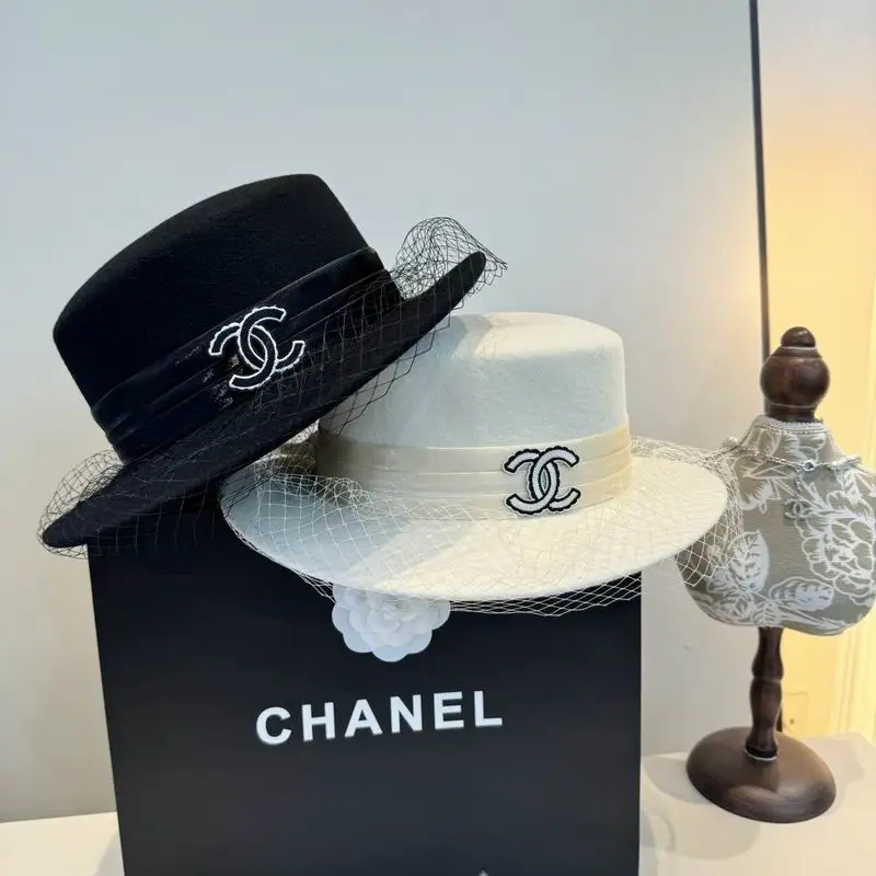 Chanel top hat 100502